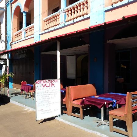 Hotel Valiha Antsiranana Buitenkant foto