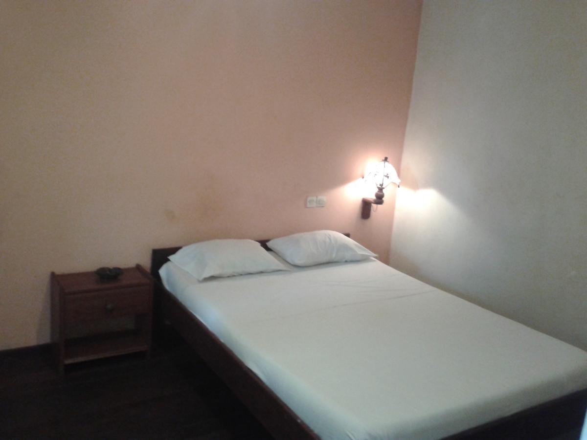 Hotel Valiha Antsiranana Buitenkant foto